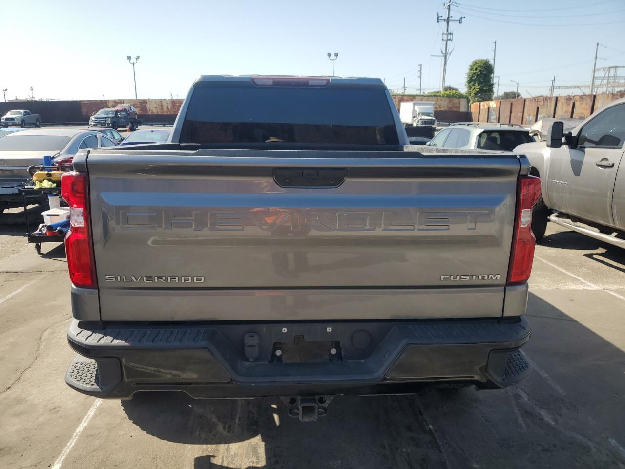 2021 CHEVROLET SILVERADO - Фото 6