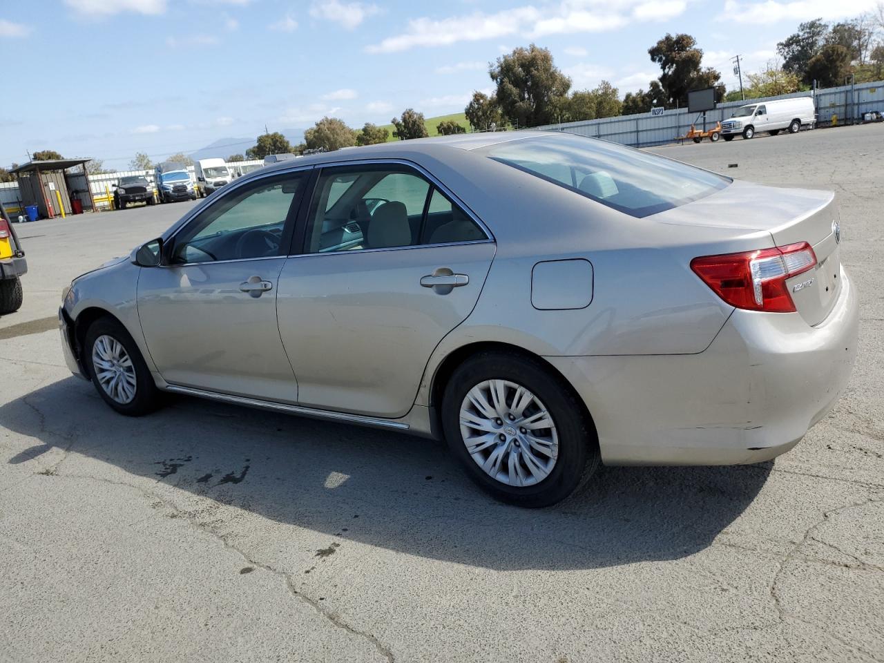 2013 TOYOTA CAMRY L - Image 2
