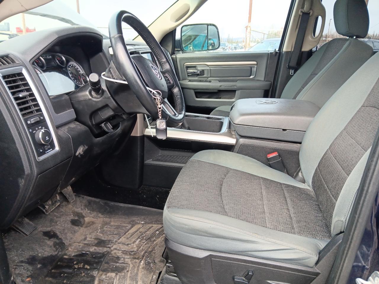 2015 RAM 1500 SLT - Image 7