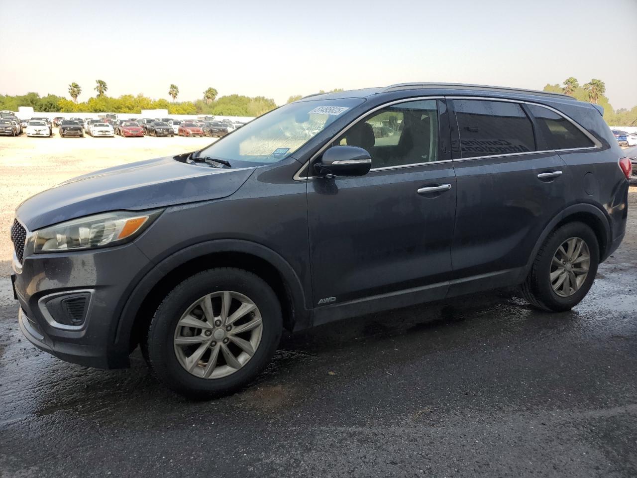 2016 KIA SORENTO LX