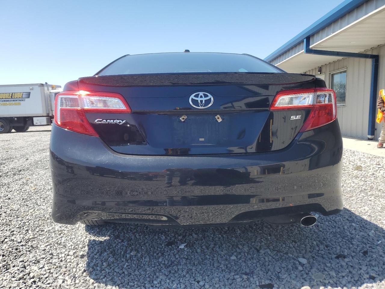 2013 TOYOTA CAMRY L - Фото 6