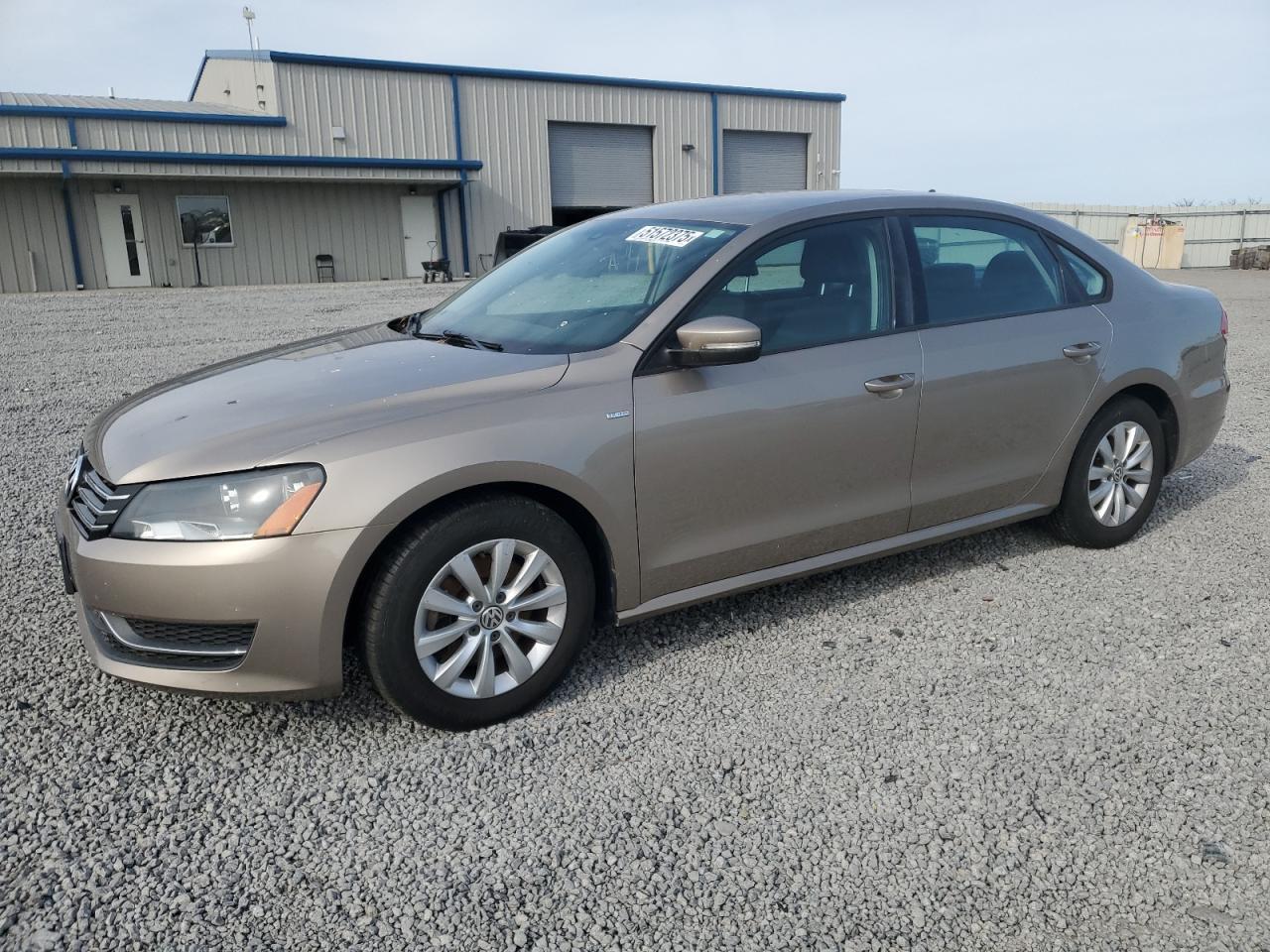 2015 VOLKSWAGEN PASSAT S