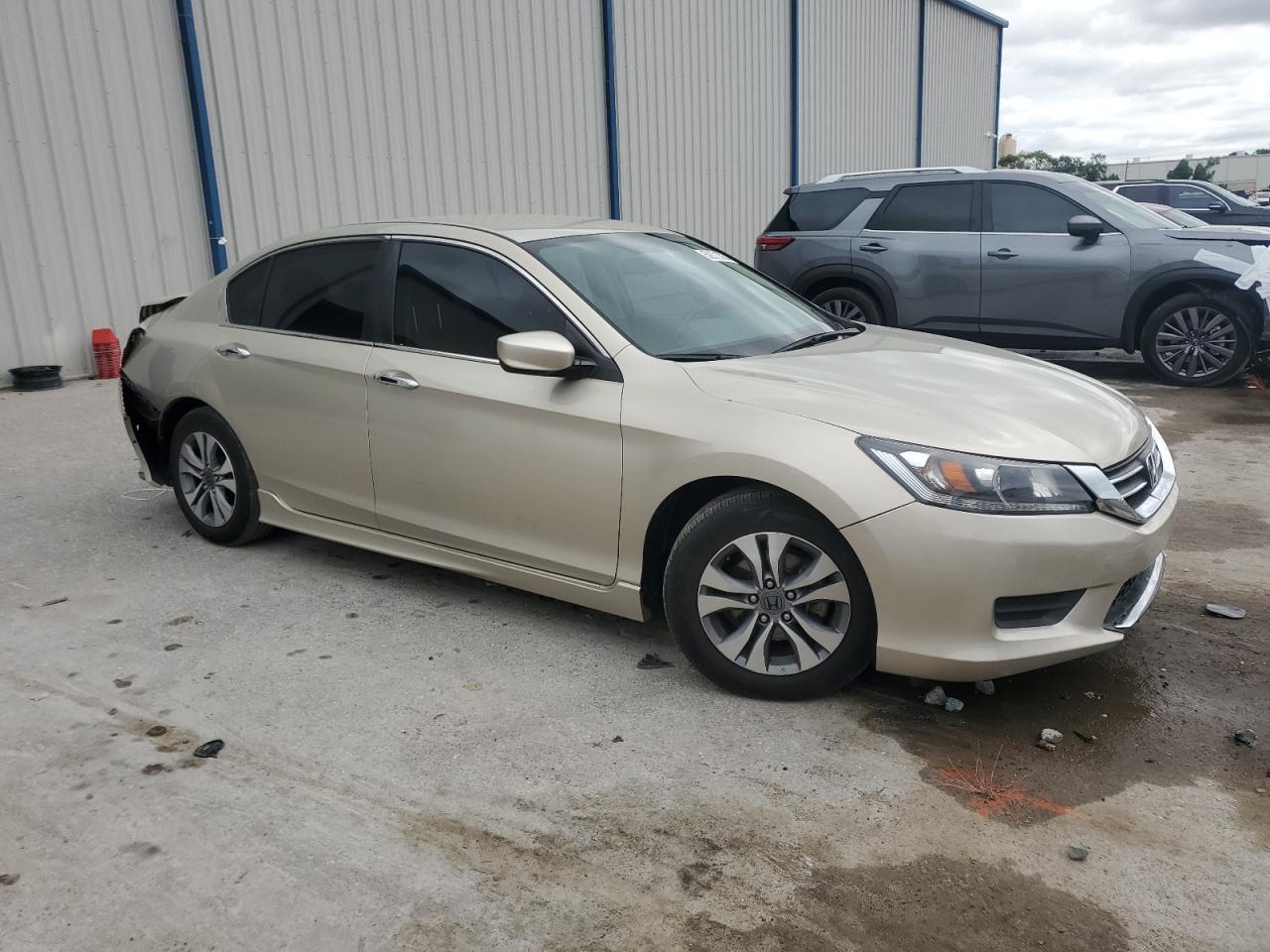 2014 HONDA ACCORD LX - Фото 4