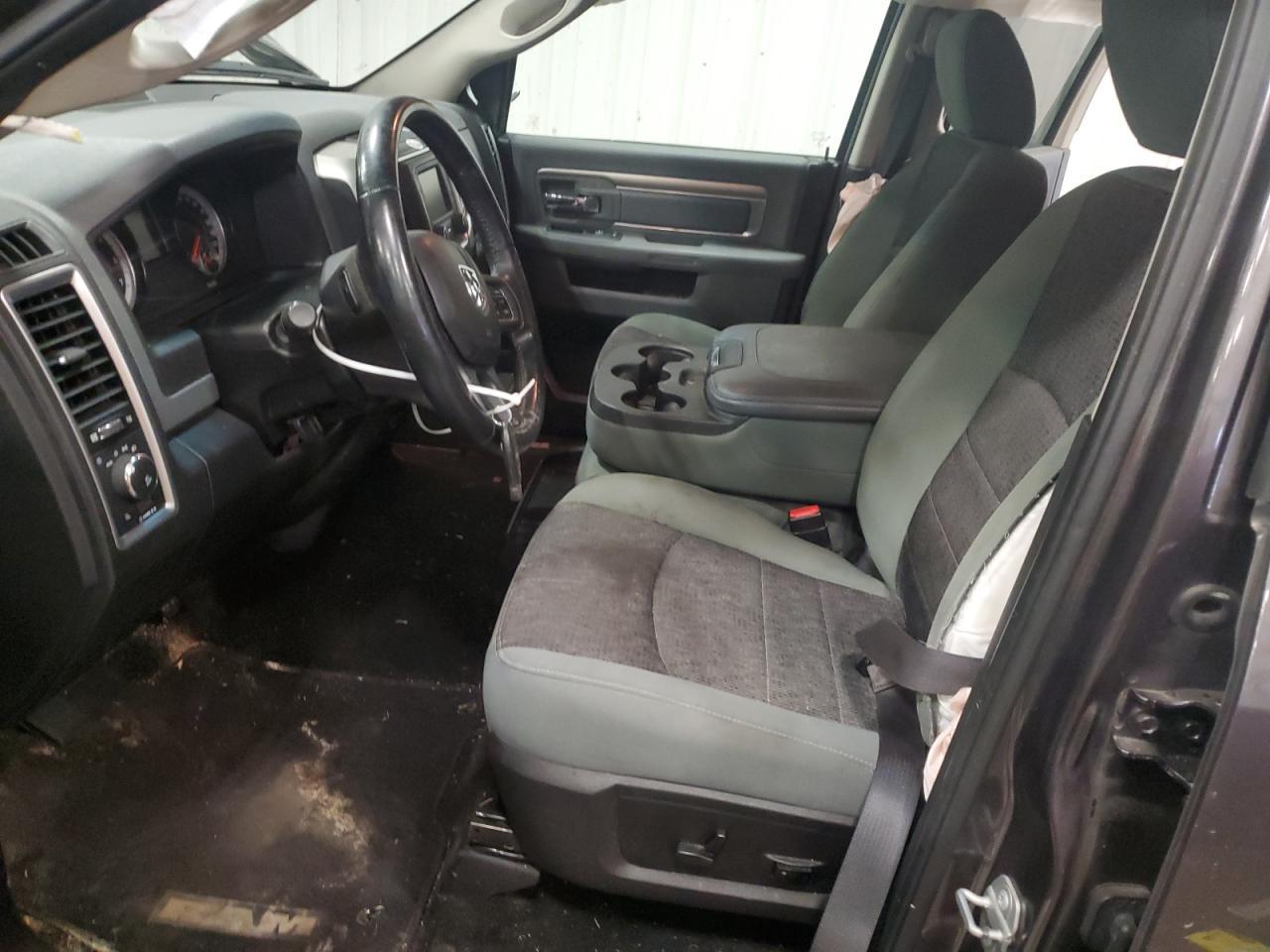 2015 RAM 1500 SLT - Image 7