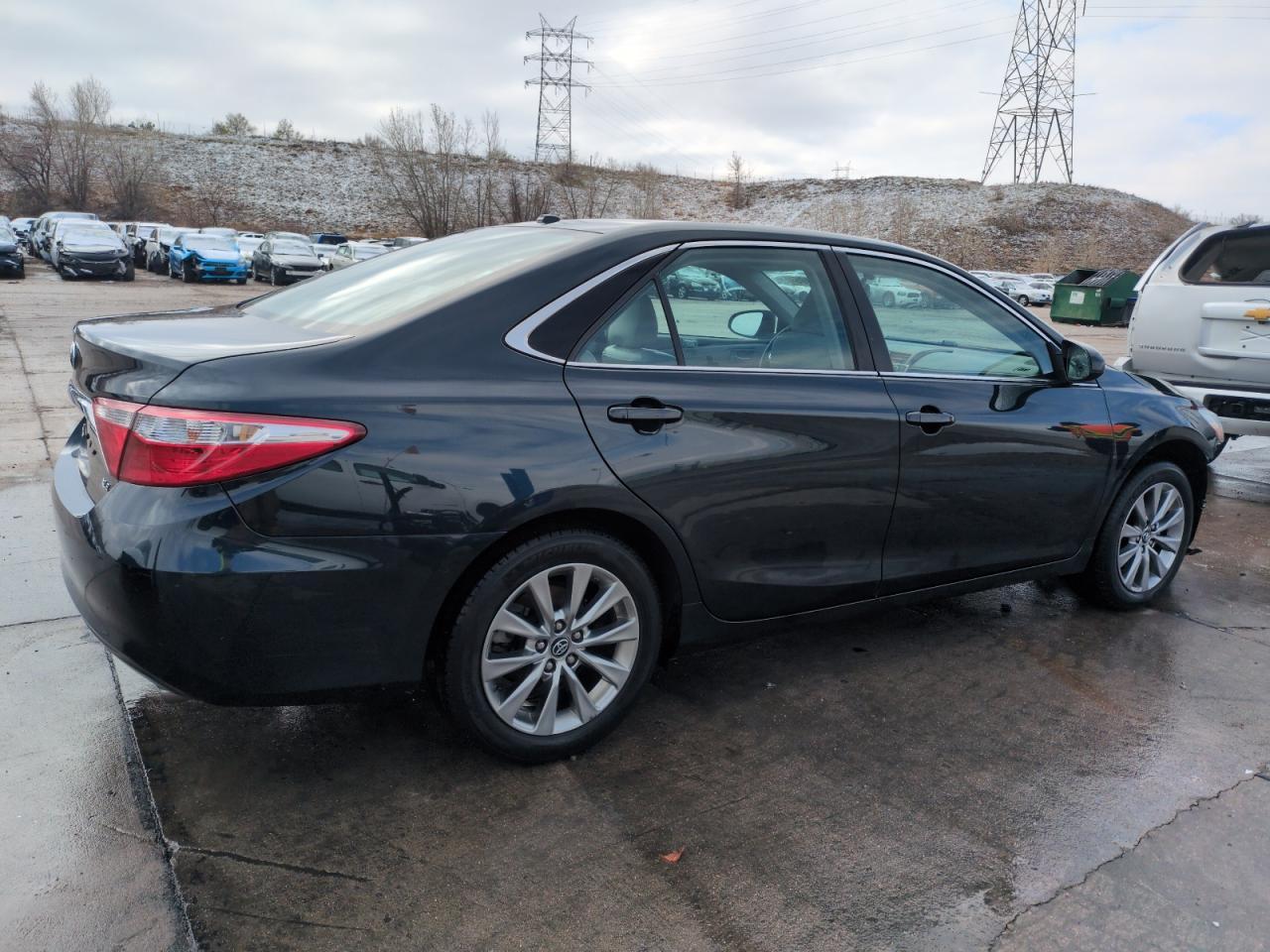 2016 TOYOTA CAMRY LE - Фото 3