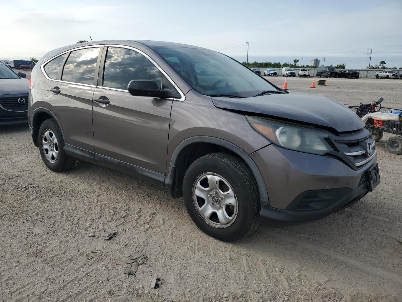 2013 HONDA CR-V LX - Image 4