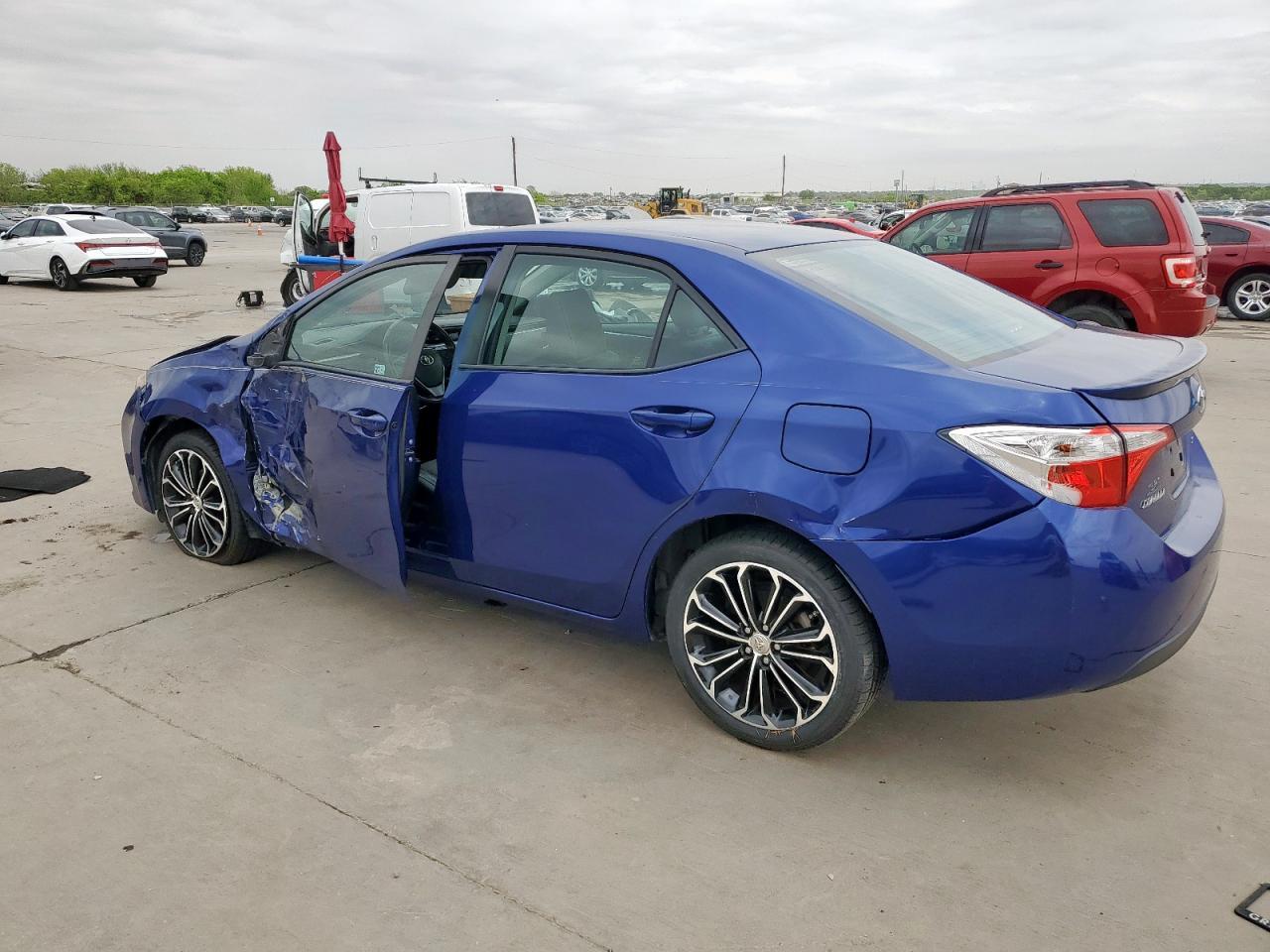 2015 TOYOTA COROLLA L - Image 2