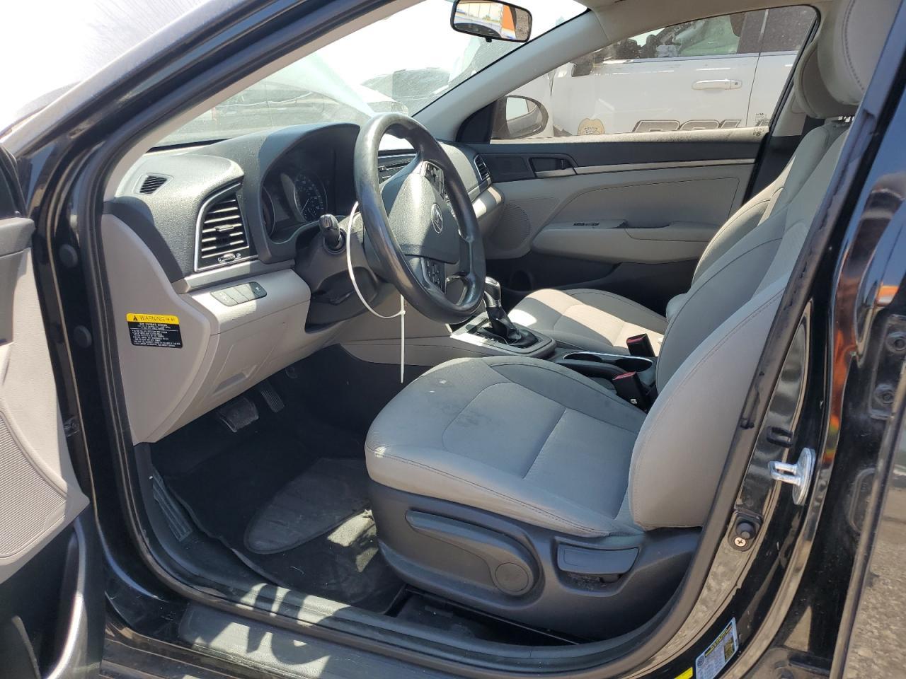 2017 HYUNDAI ELANTRA SE - Image 7