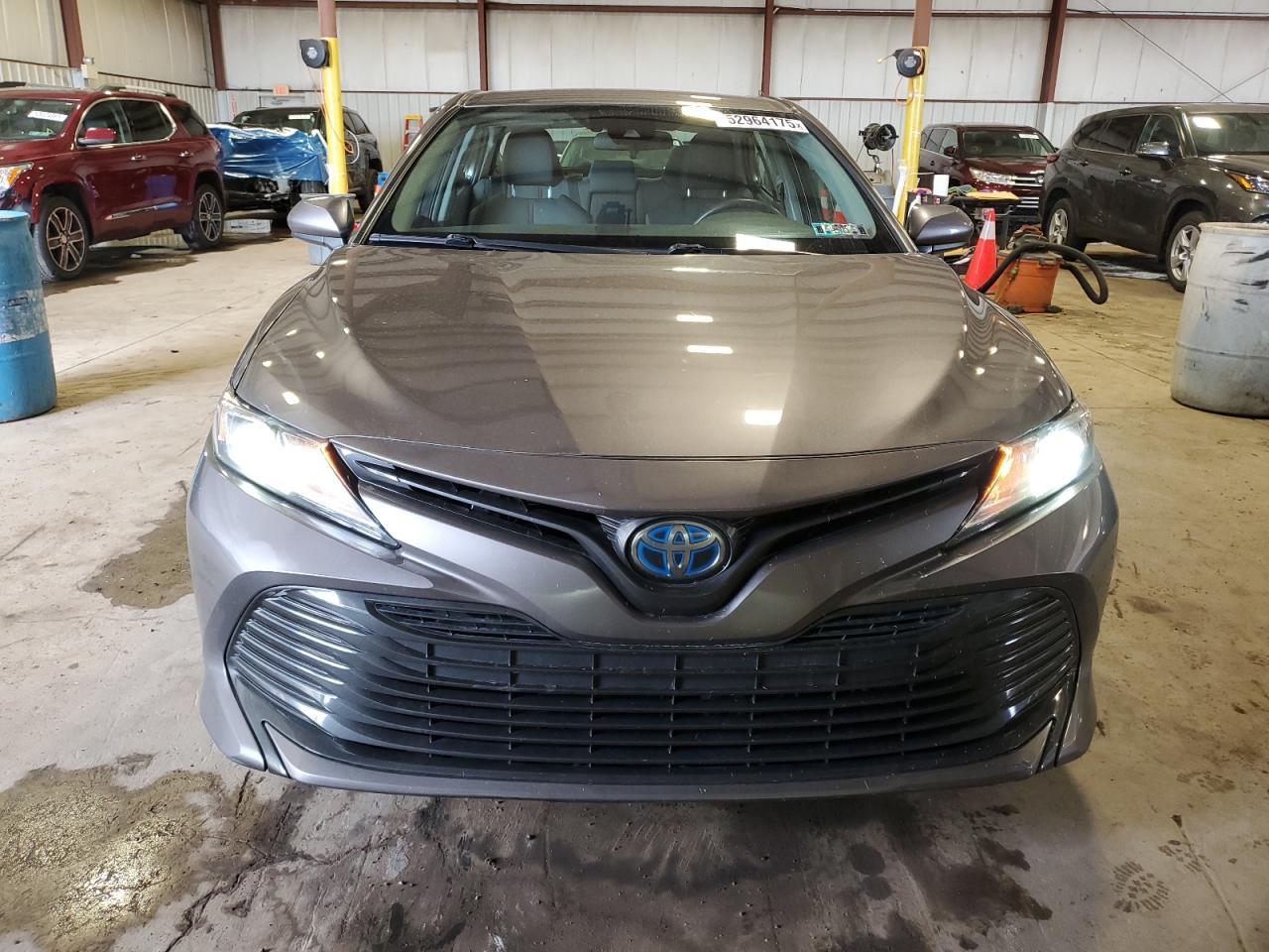 2020 TOYOTA CAMRY LE - Фото 5