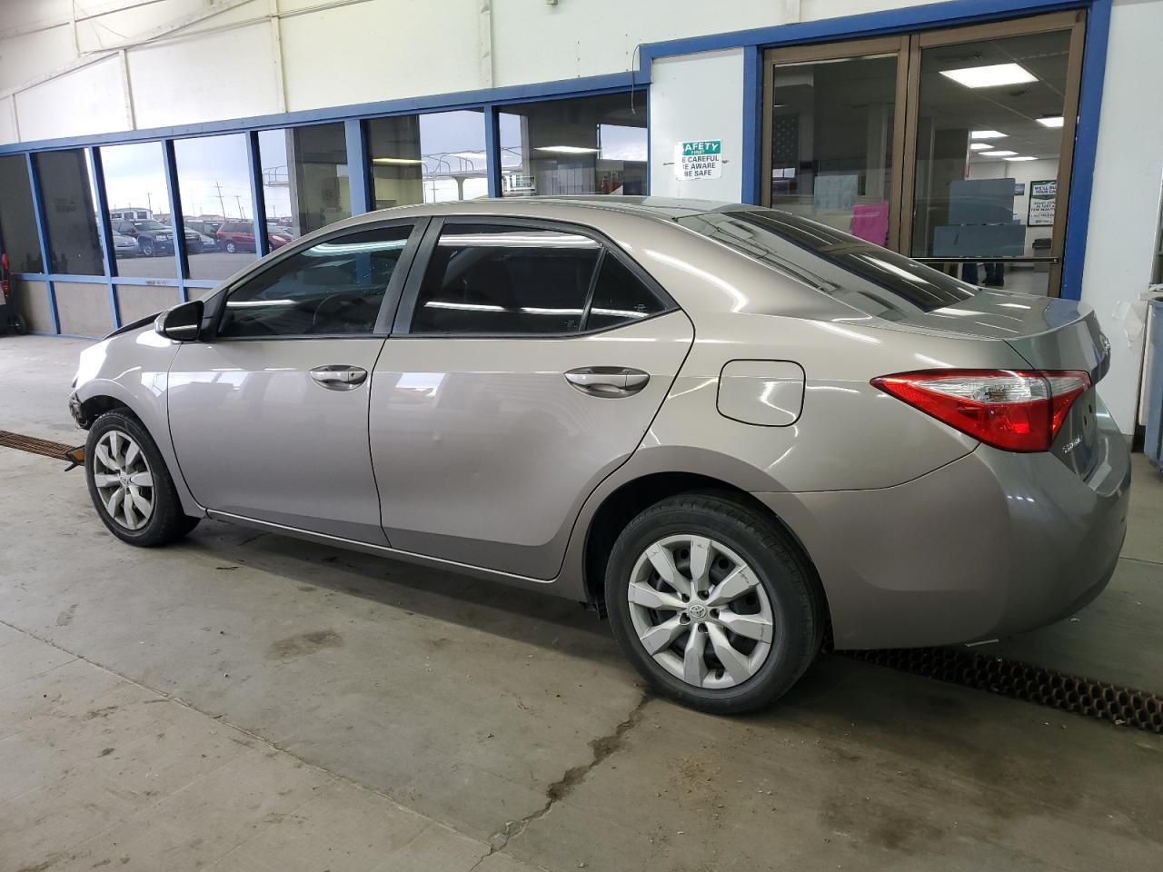 2015 TOYOTA COROLLA L - Фото 2