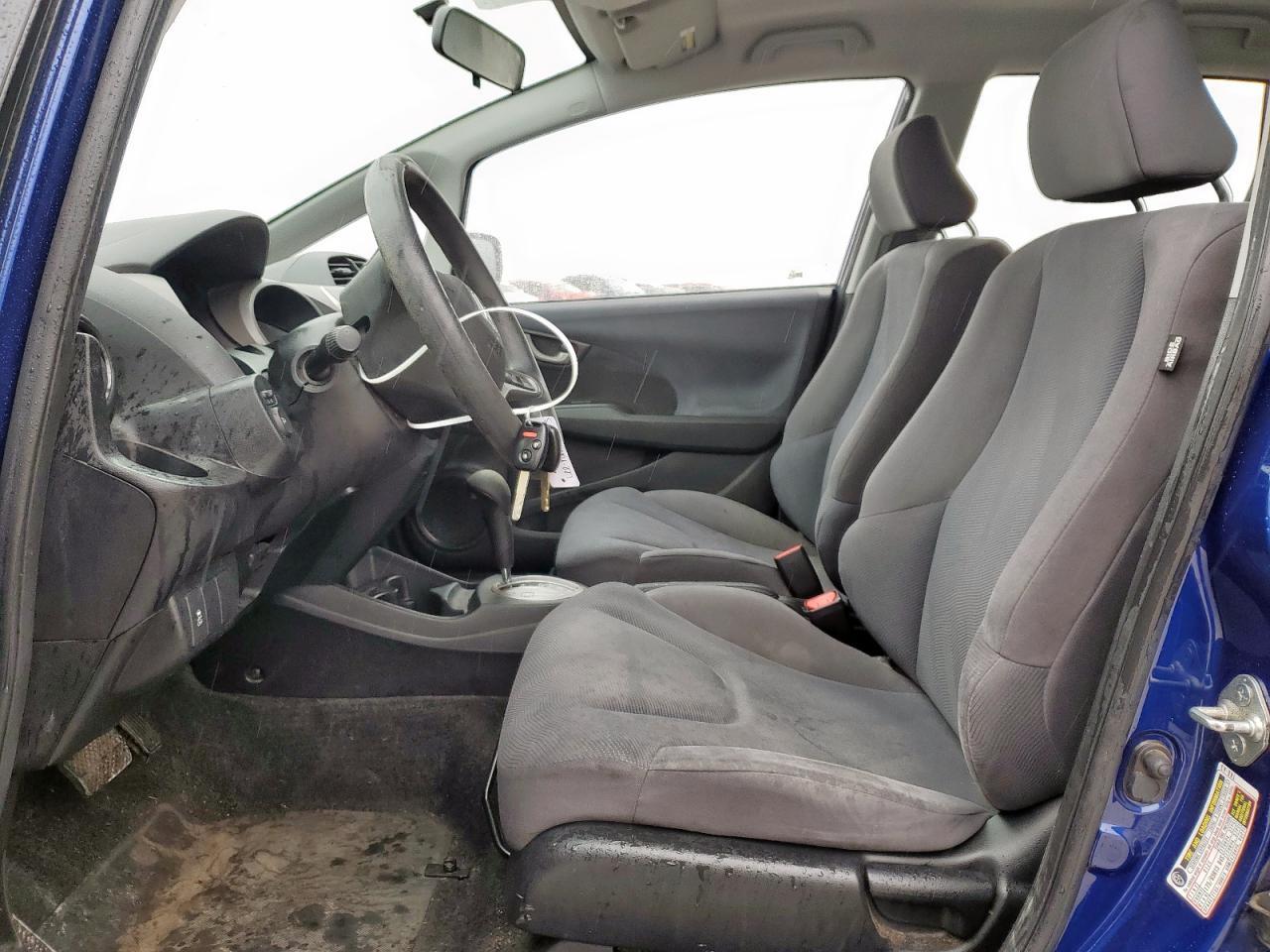 2011 HONDA FIT - Image 7
