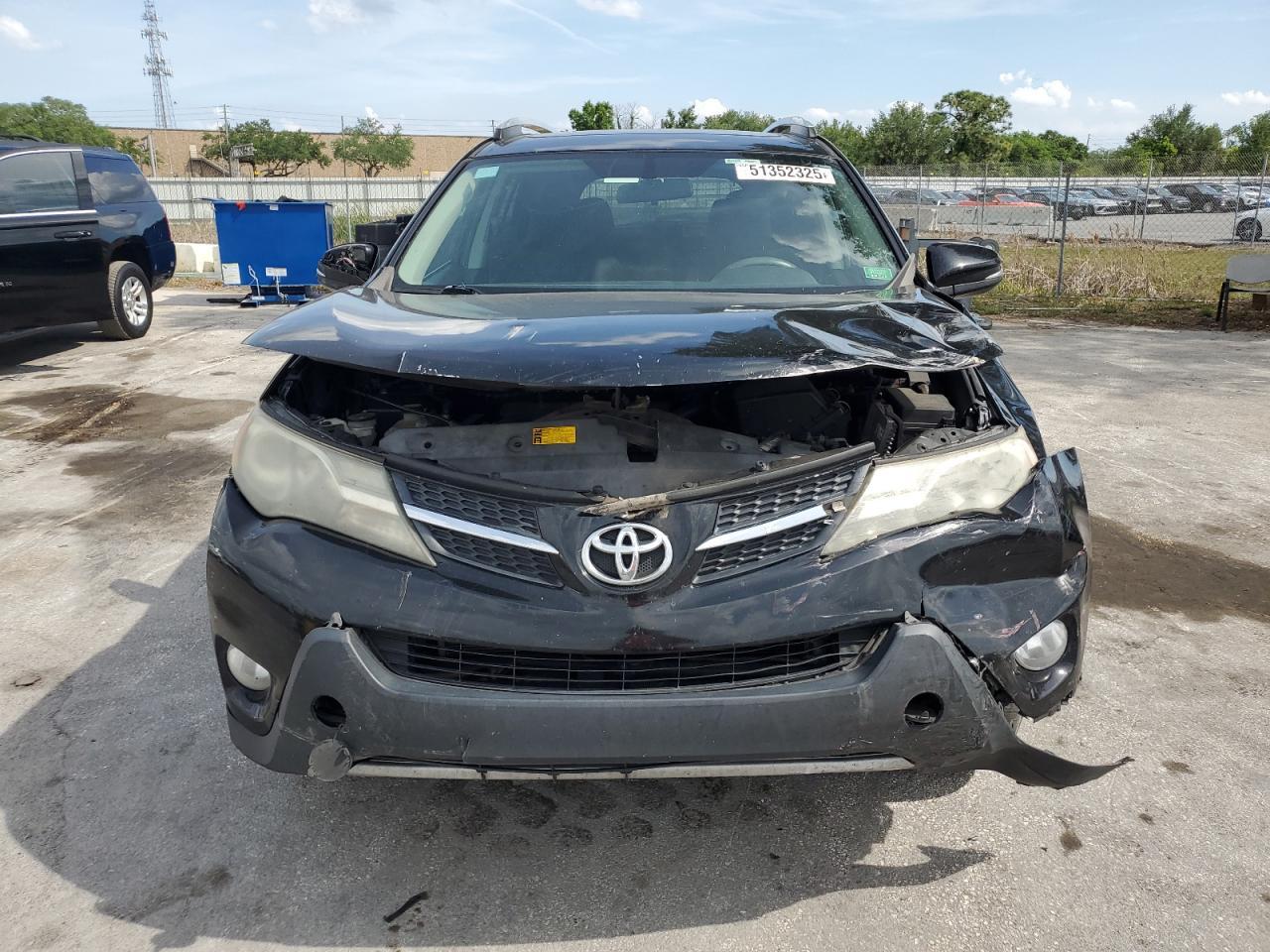 2015 TOYOTA RAV4 XLE - Image 5