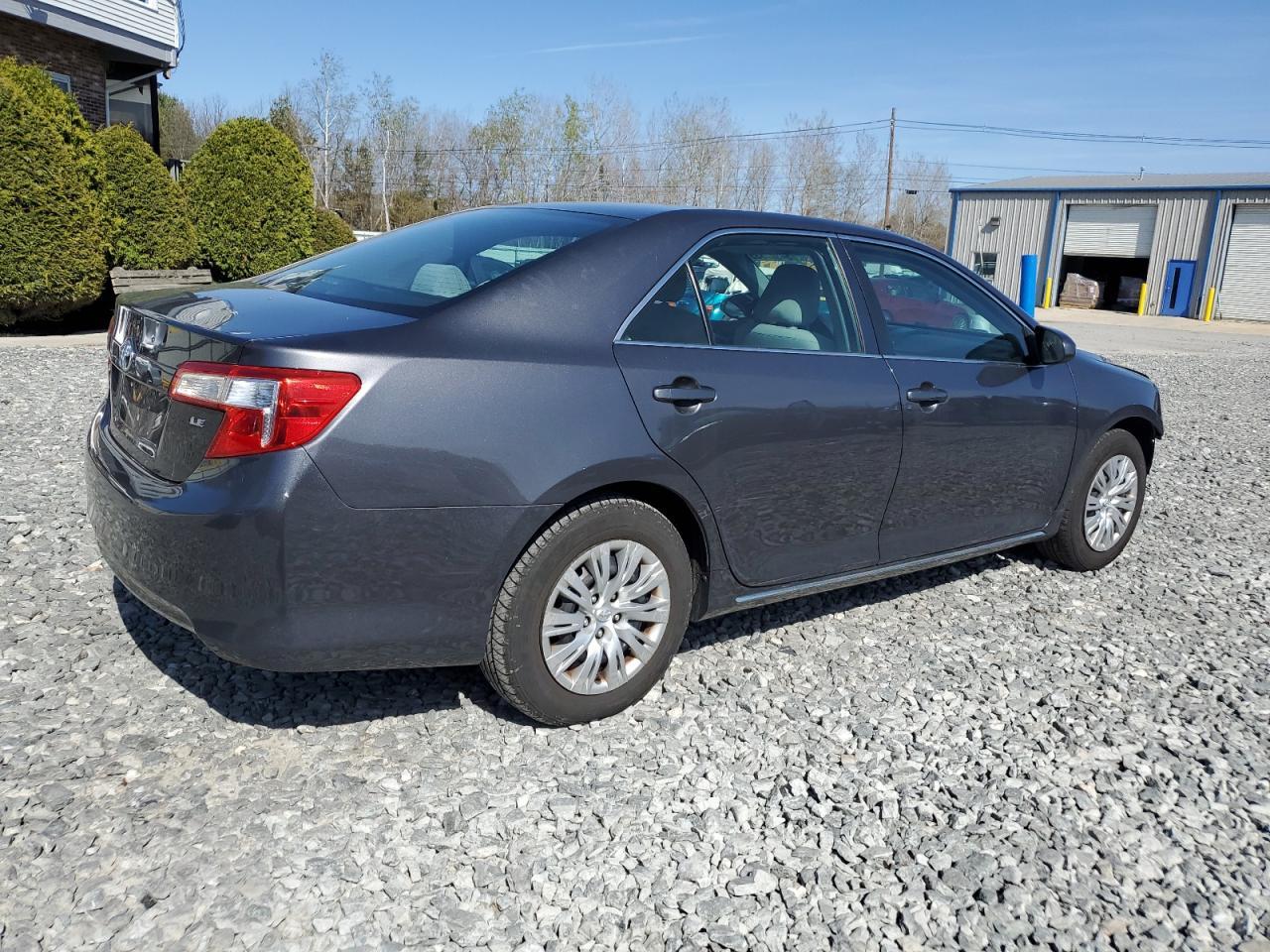 2012 TOYOTA CAMRY BASE - Фото 3