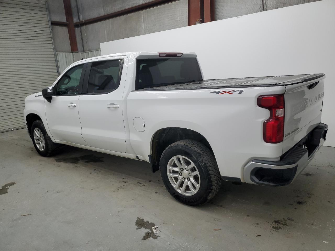 2020 CHEVROLET SILVERADO - Image 2