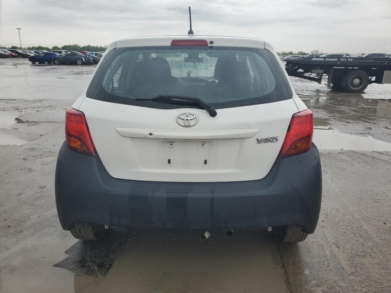 2017 TOYOTA YARIS L - Фото 6