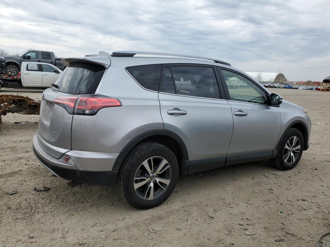 2018 TOYOTA RAV4 ADVEN - Фото 3