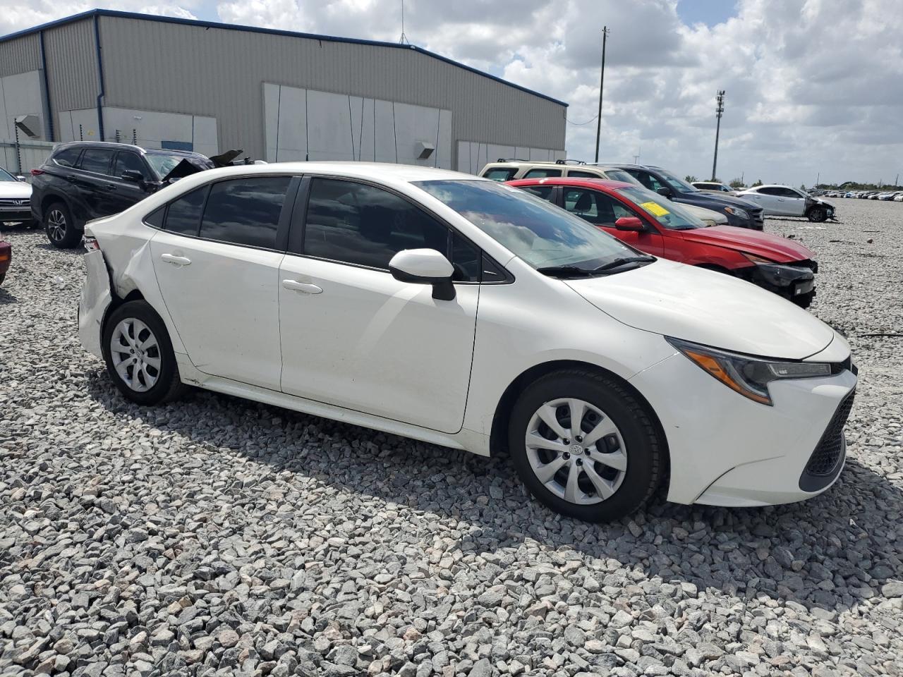 2021 TOYOTA COROLLA LE - Image 4