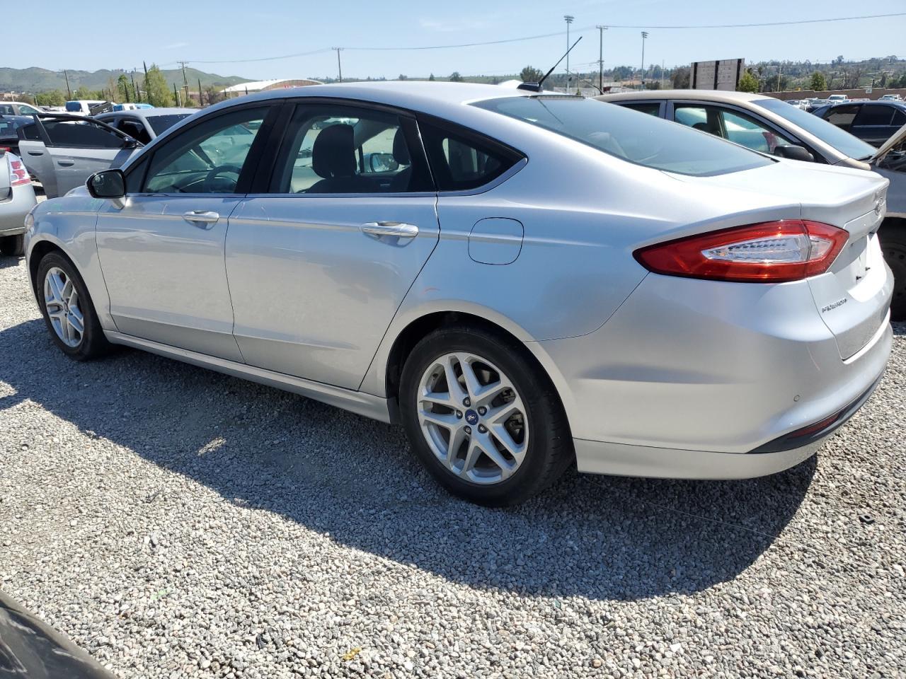 2014 FORD FUSION SE - Image 2