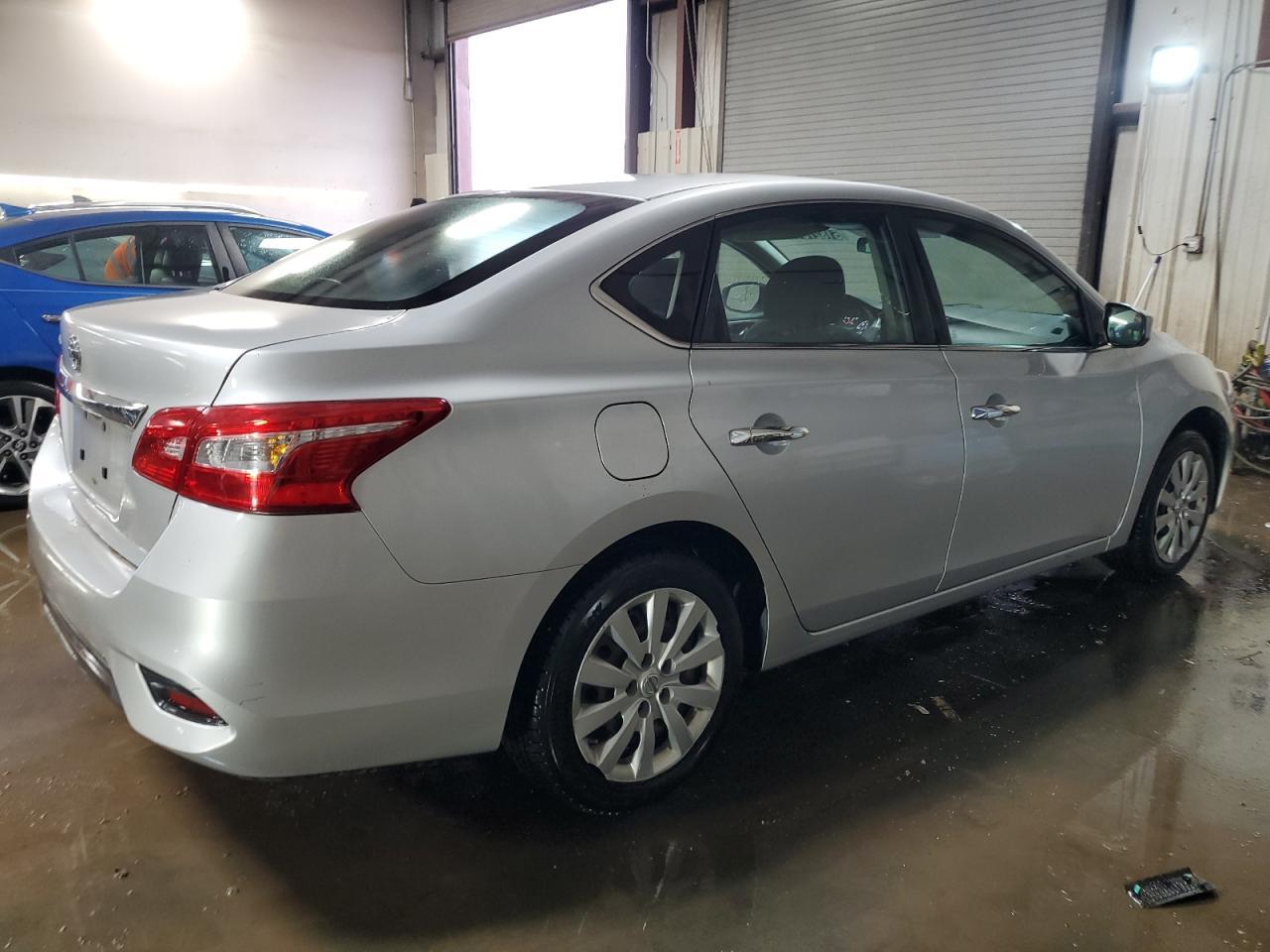 2016 NISSAN SENTRA S - Фото 3