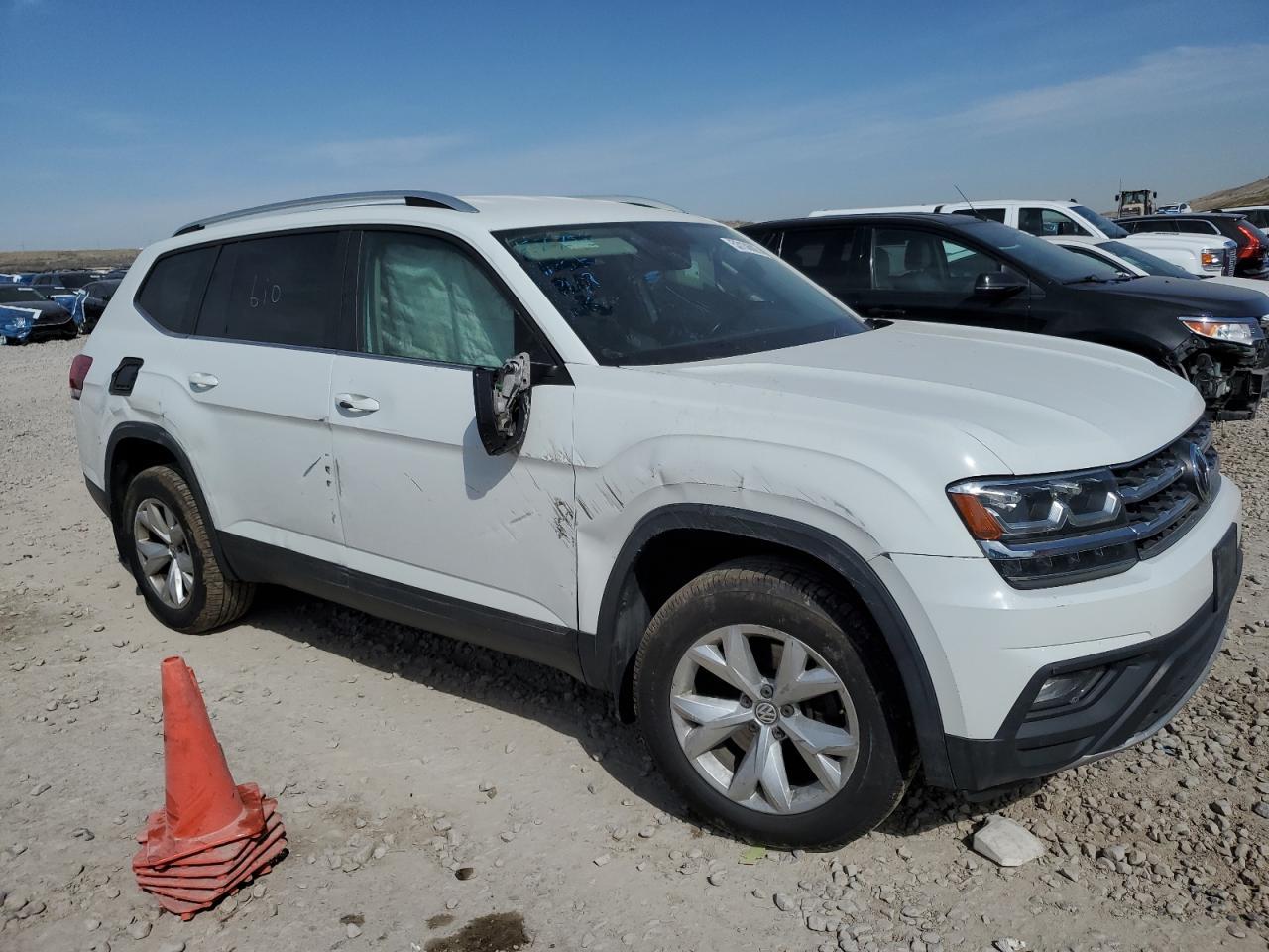2018 VOLKSWAGEN ATLAS SE - Image 4