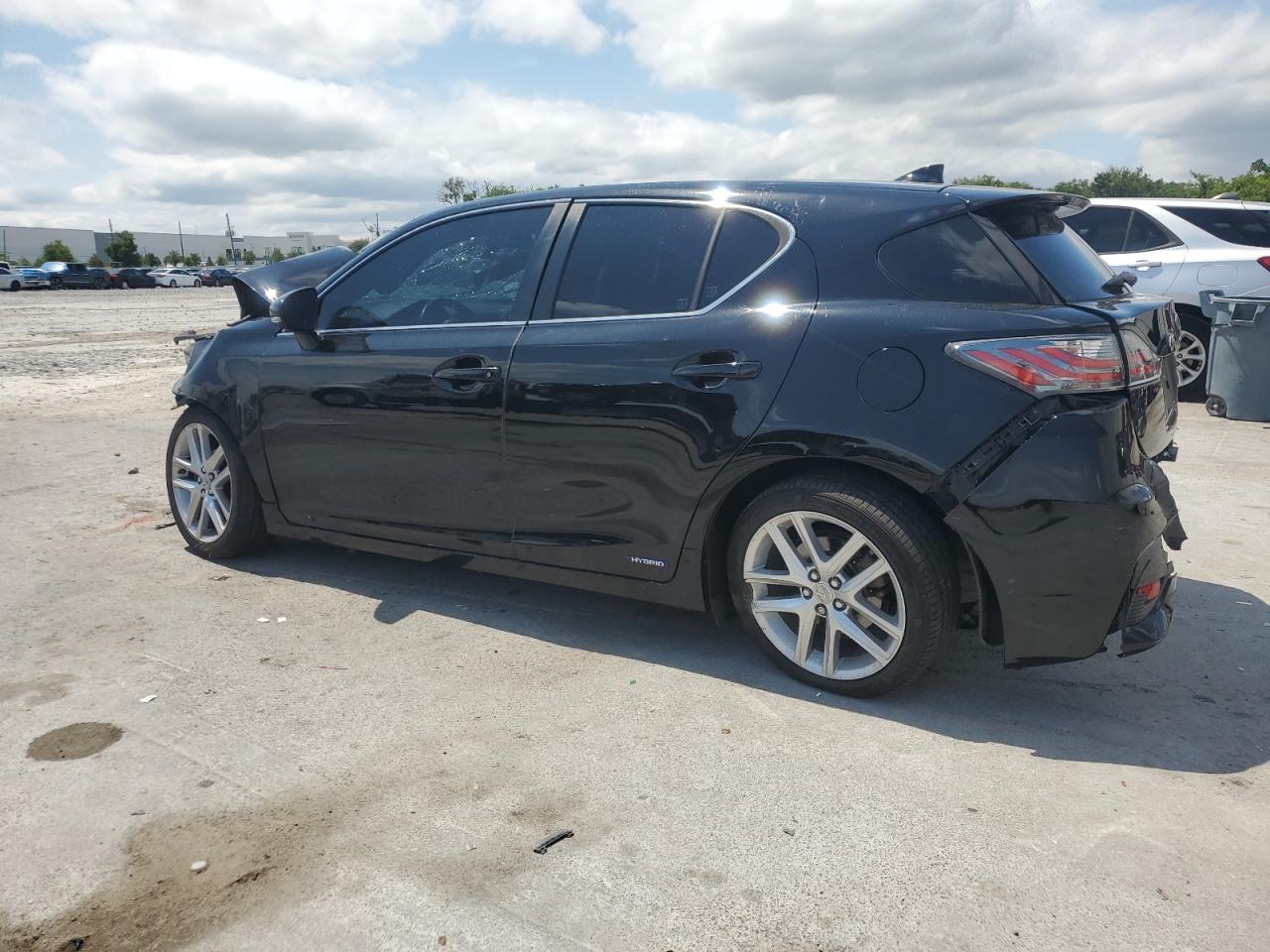 2016 LEXUS CT 200 - Фото 2