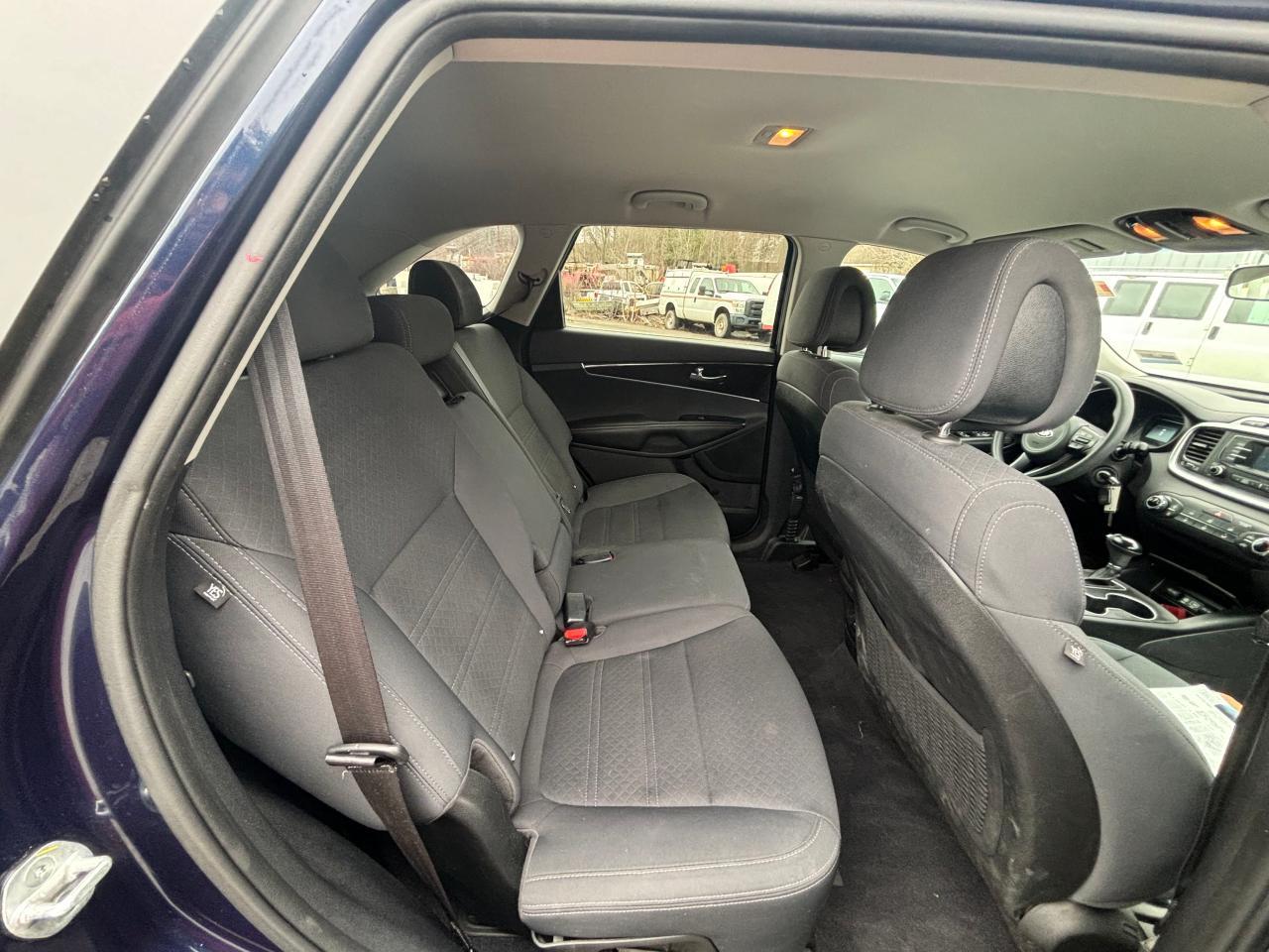 2016 KIA SORENTO LX - Image 6