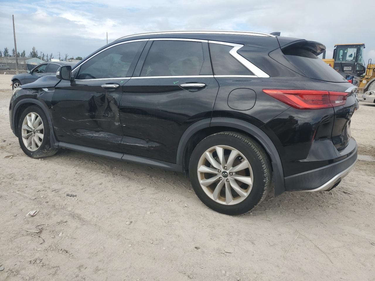 2019 INFINITI QX50 ESSEN - Image 2