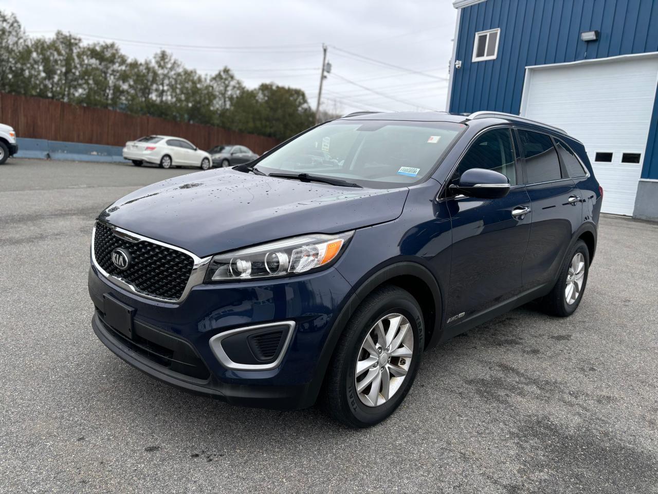 2016 KIA SORENTO LX - Image 2