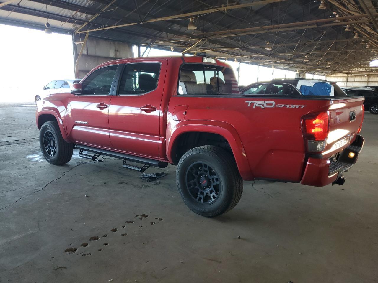 2017 TOYOTA TACOMA DOU - Фото 2