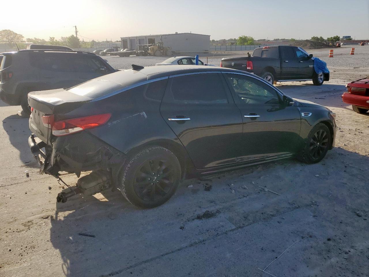 2016 KIA OPTIMA LX - Фото 3