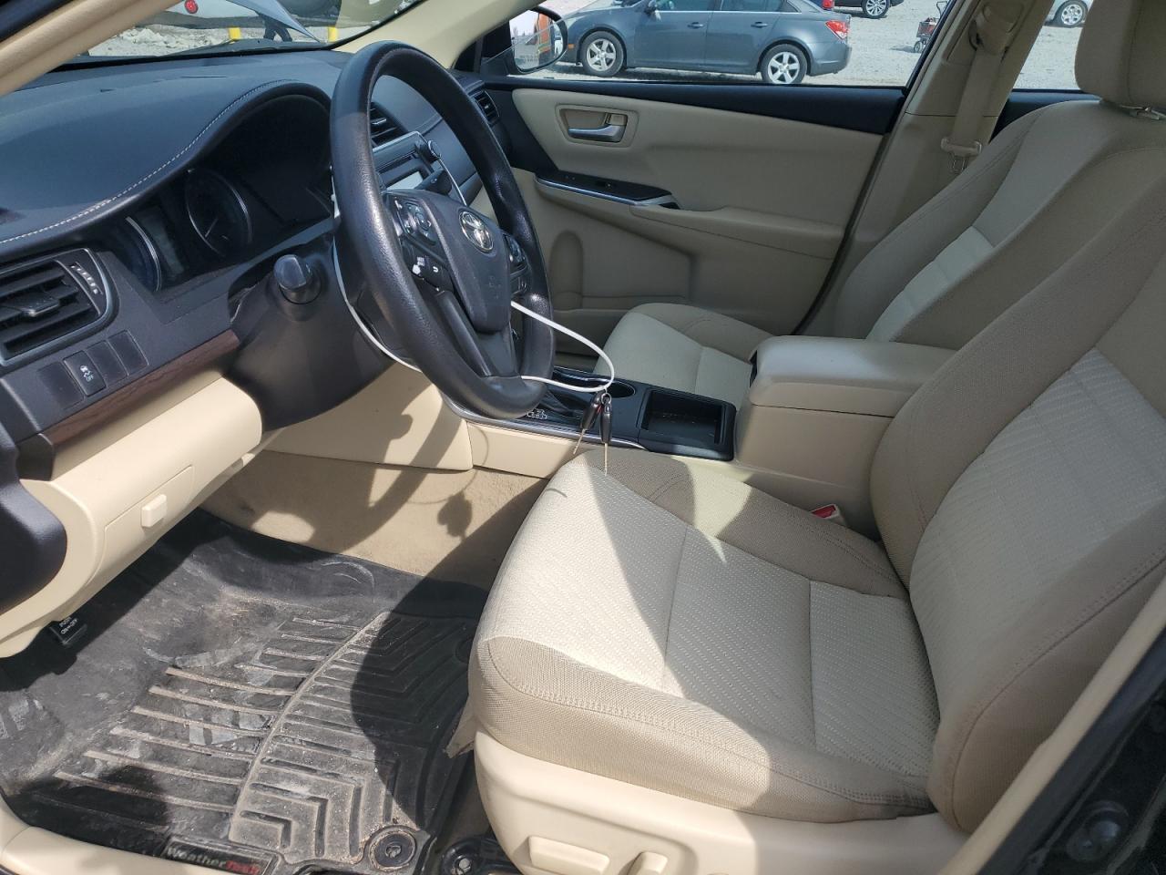 2016 TOYOTA CAMRY LE - Image 7