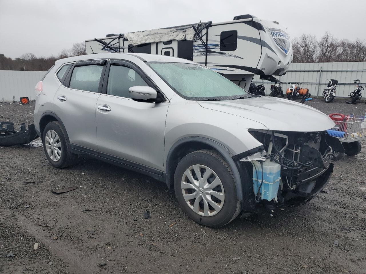 2015 NISSAN ROGUE S - Image 4