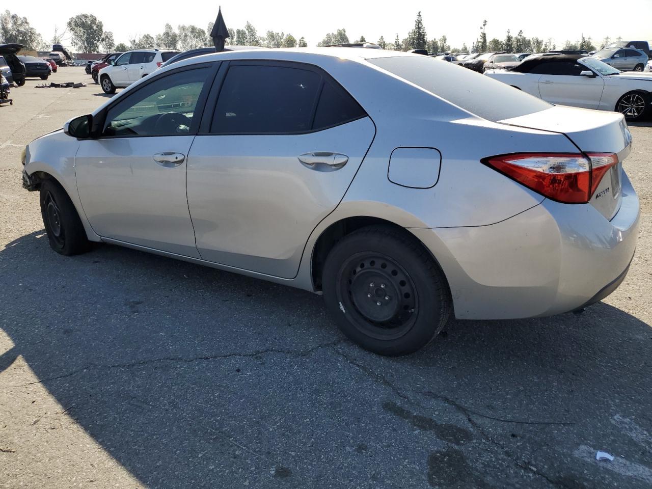 2015 TOYOTA COROLLA L - Фото 2