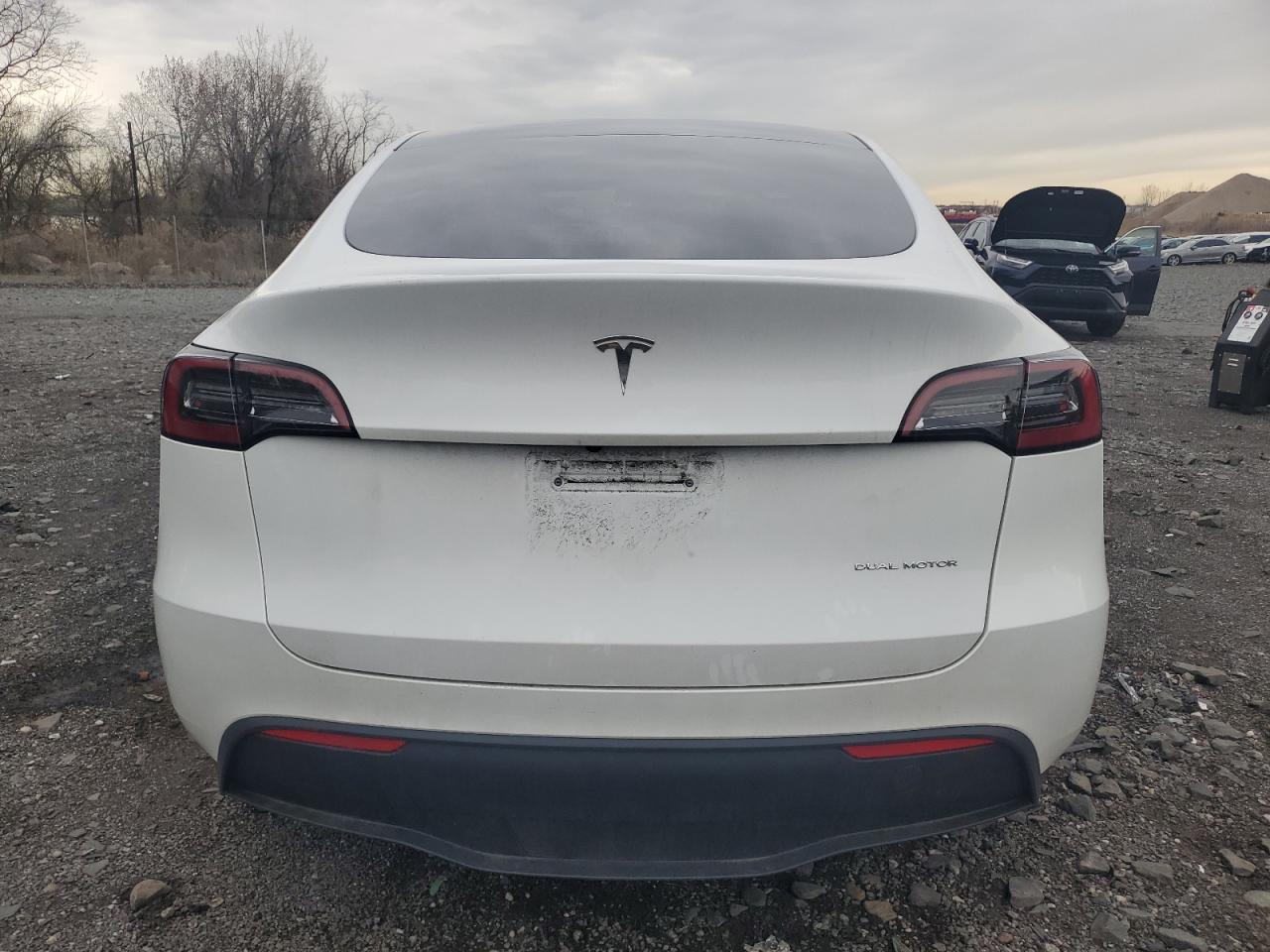2023 TESLA MODEL Y - Фото 6