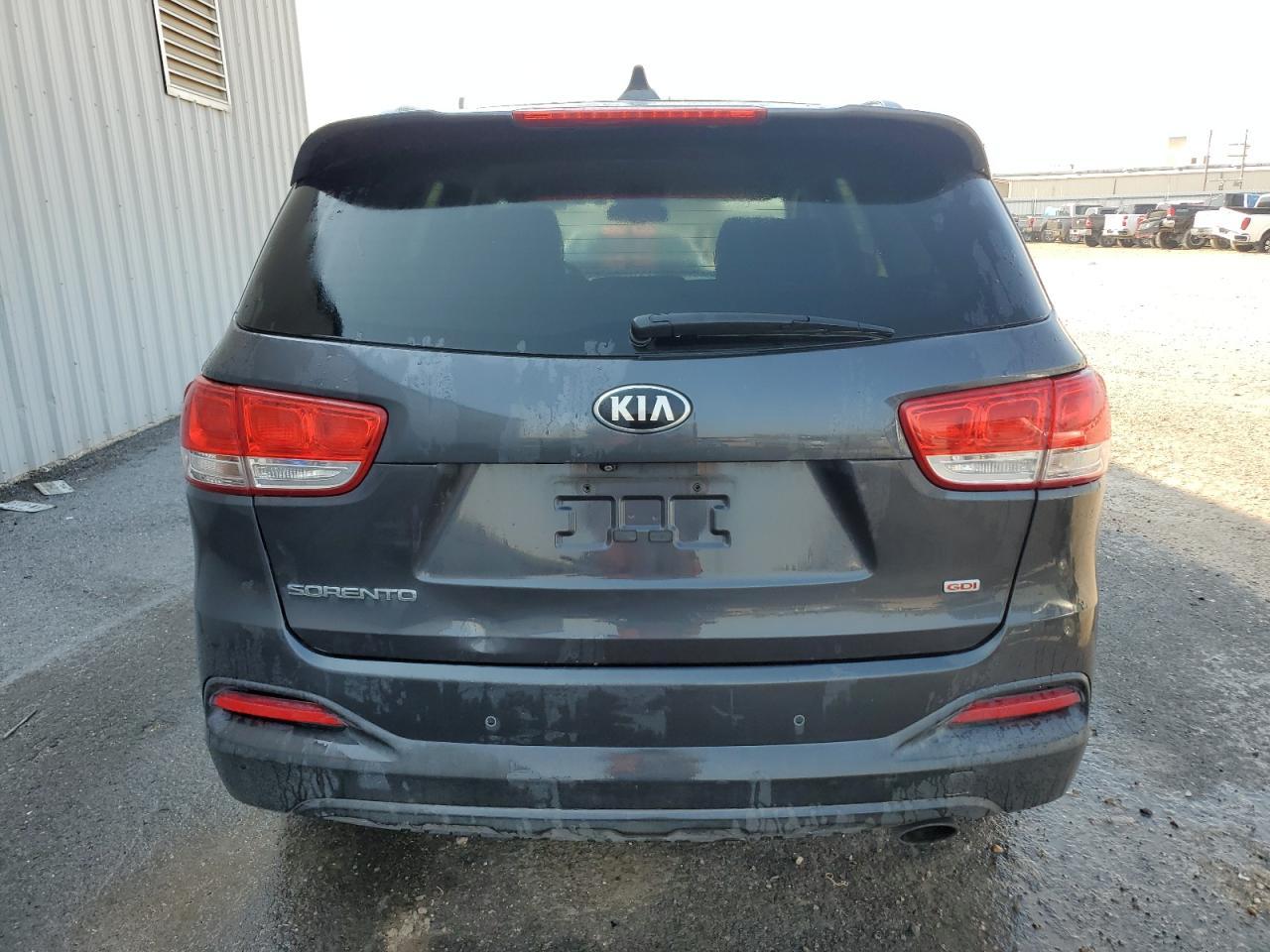 2016 KIA SORENTO LX - Image 6