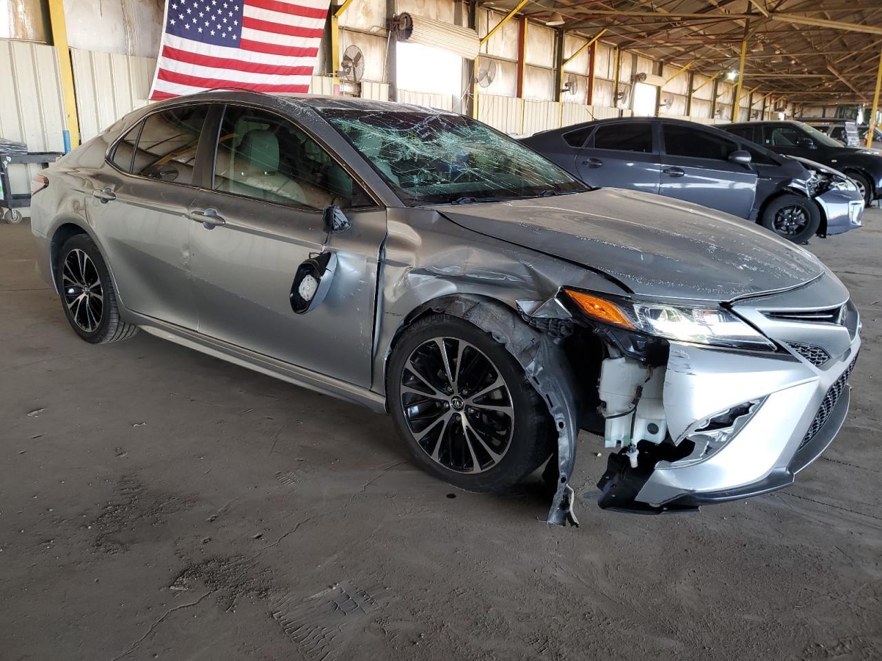 2018 TOYOTA CAMRY L - Фото 4