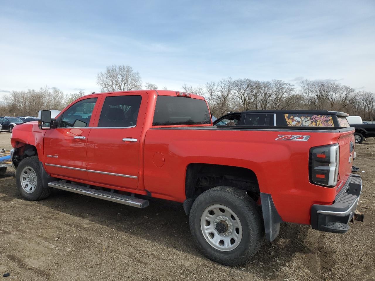 2016 CHEVROLET SILVERADO - Image 2