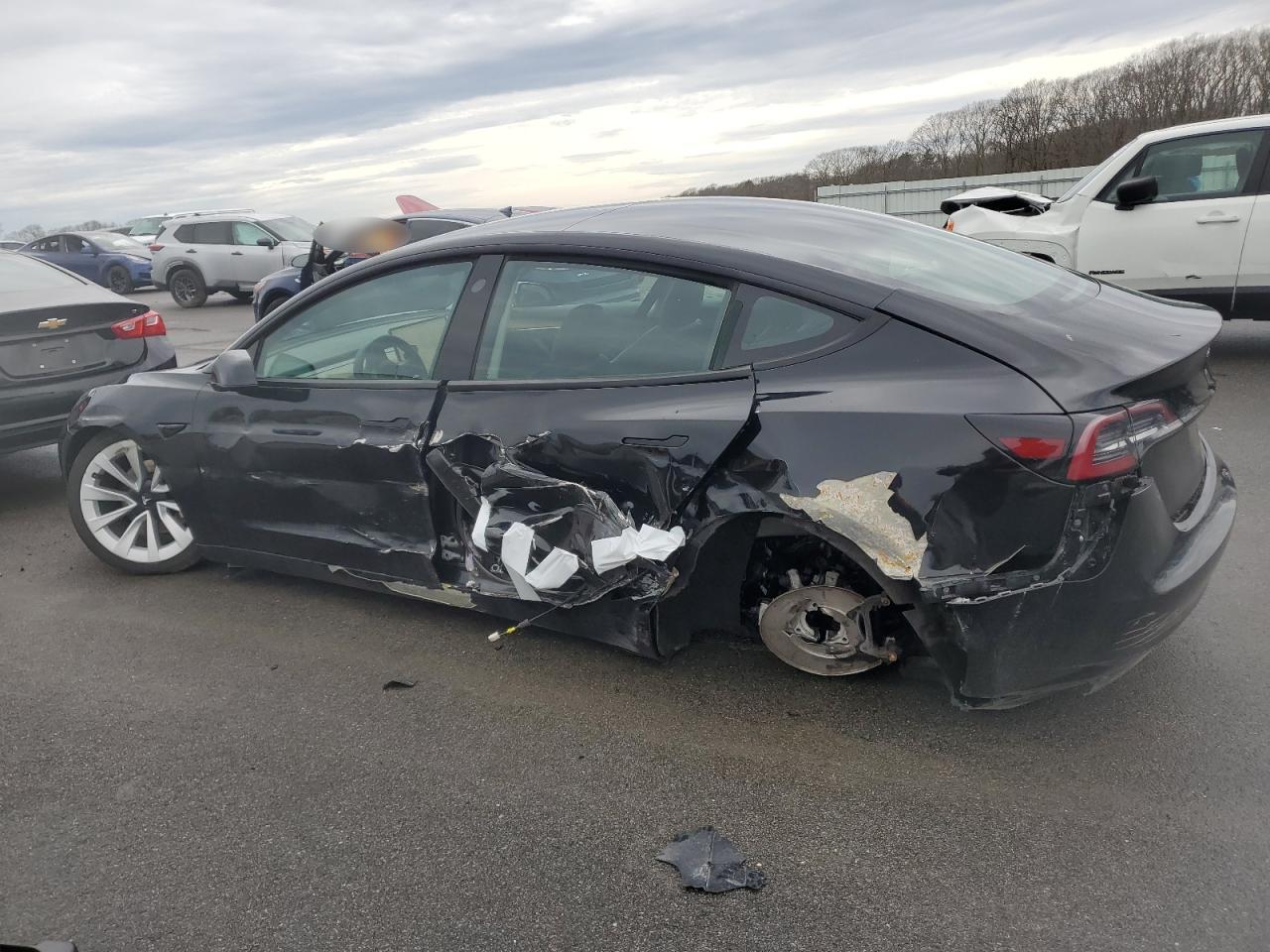 2023 TESLA MODEL 3 - Image 2