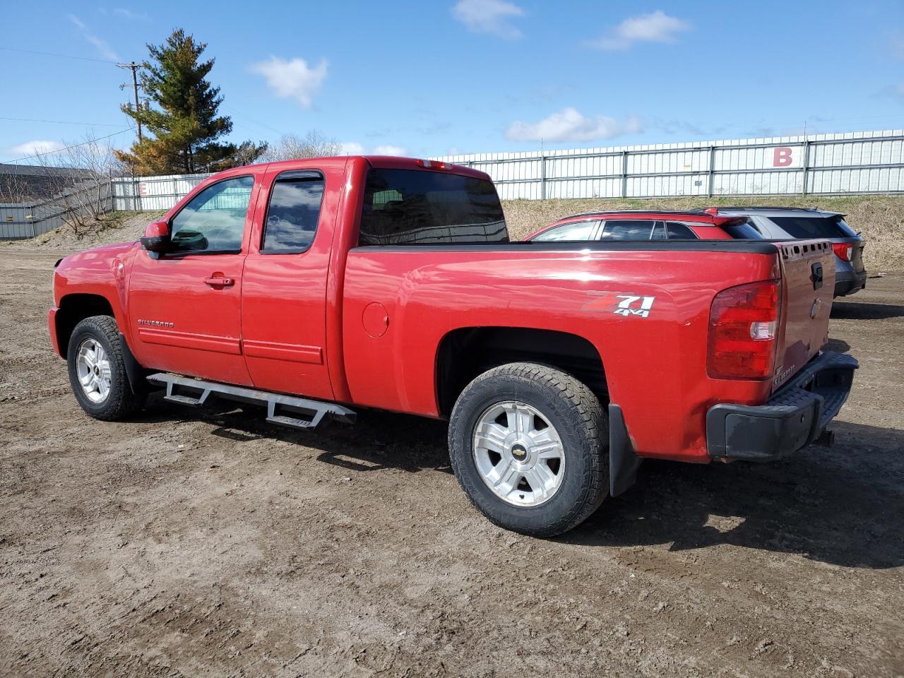 2012 CHEVROLET SILVERADO - Фото 2