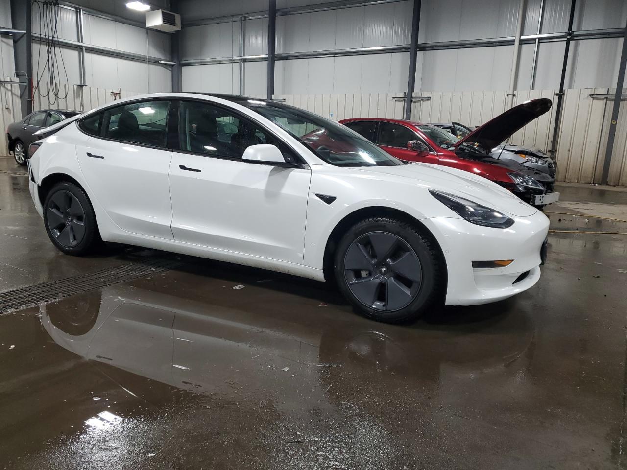2021 TESLA MODEL 3 - Фото 4