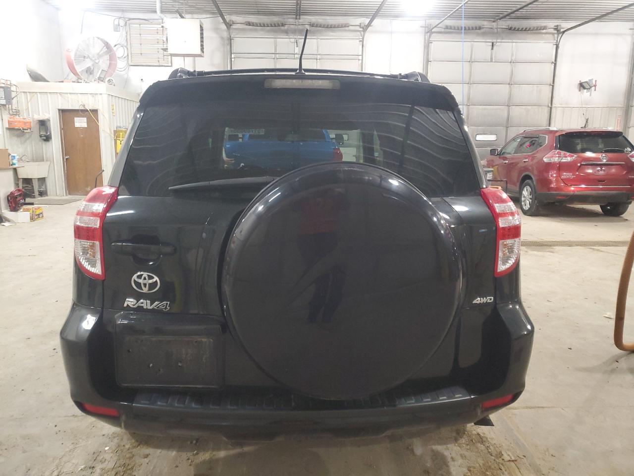 2011 TOYOTA RAV4 - Image 6