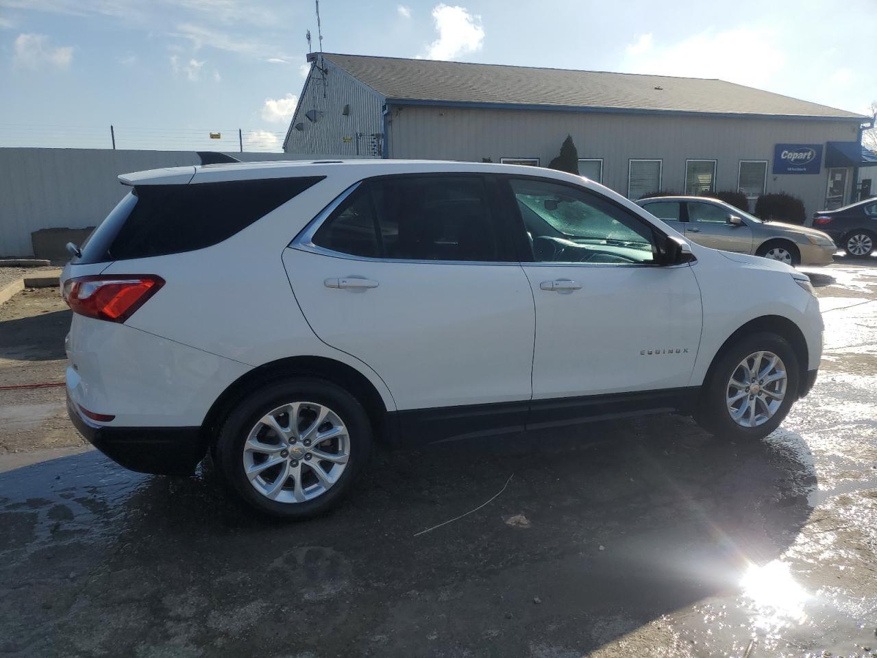 2019 CHEVROLET EQUINOX LT - Image 3