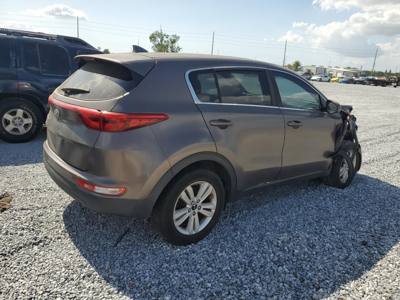 2017 KIA SPORTAGE L - Фото 3