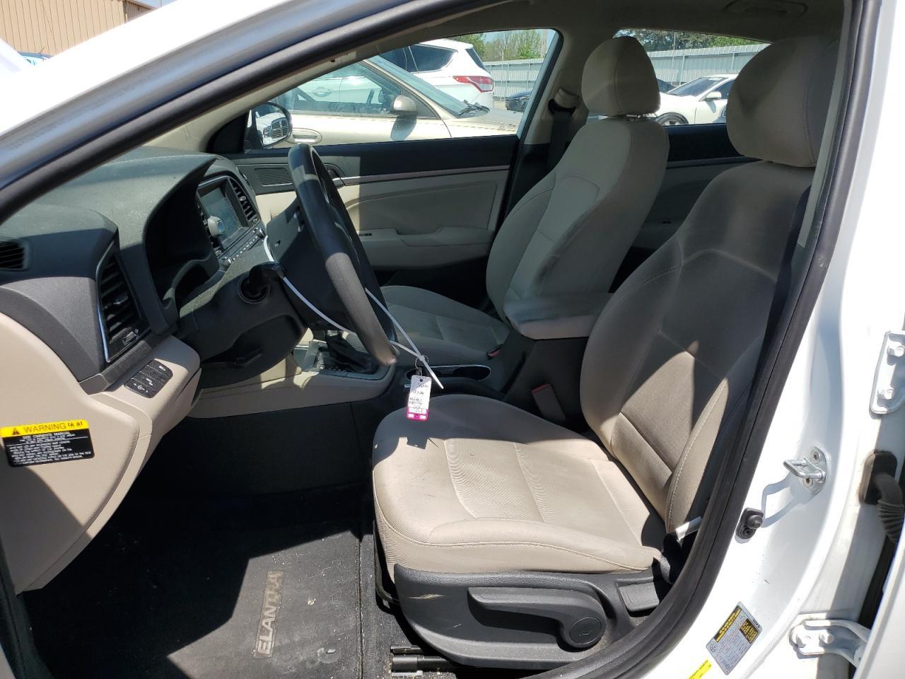 2018 HYUNDAI ELANTRA SE - Фото 7