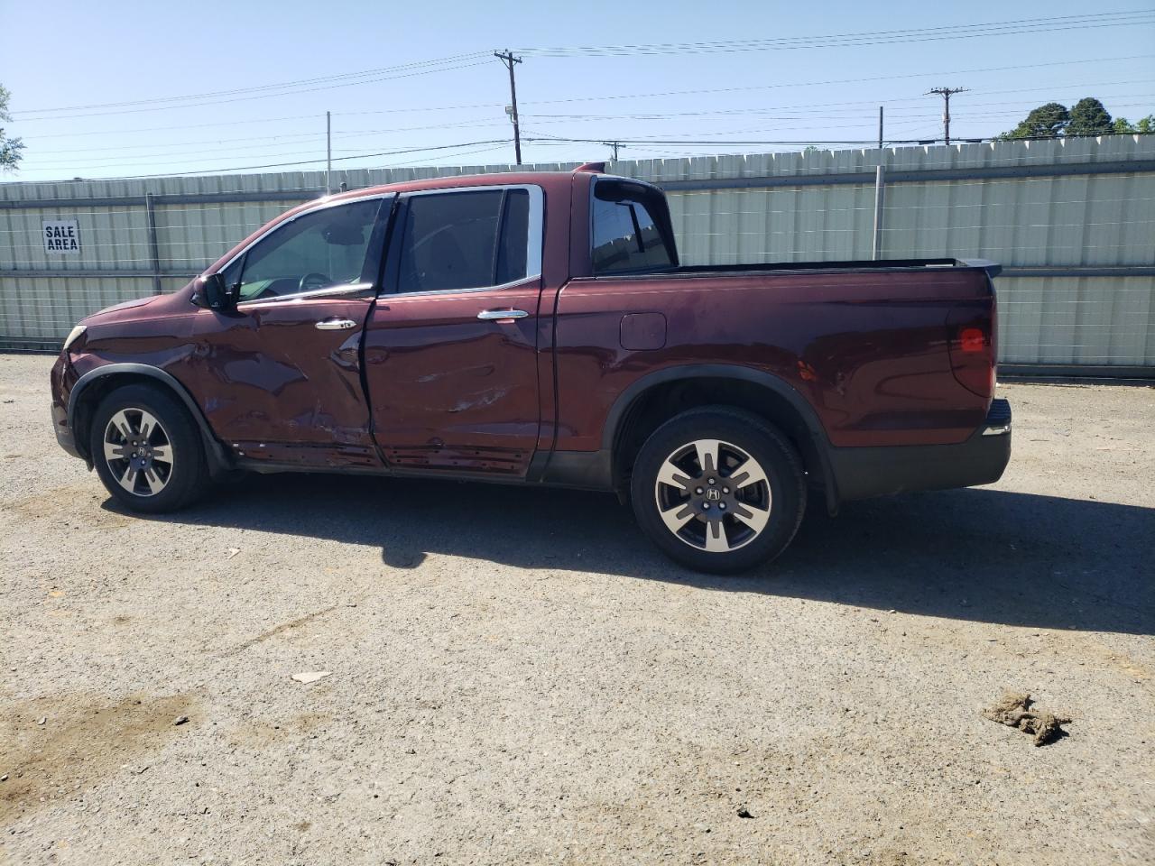 2017 HONDA RIDGELINE - Image 2