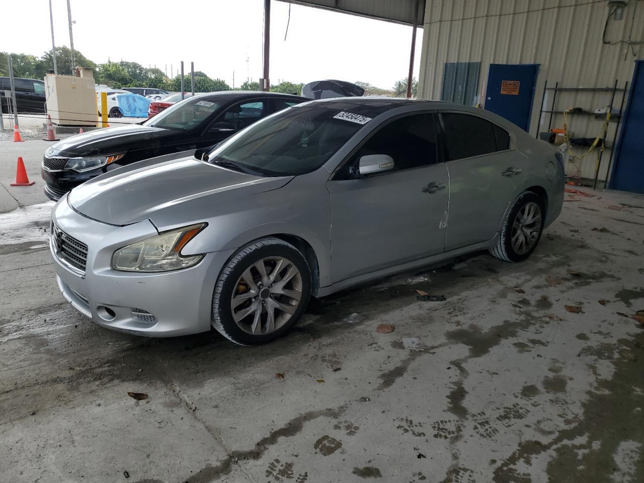 2013 NISSAN MAXIMA S