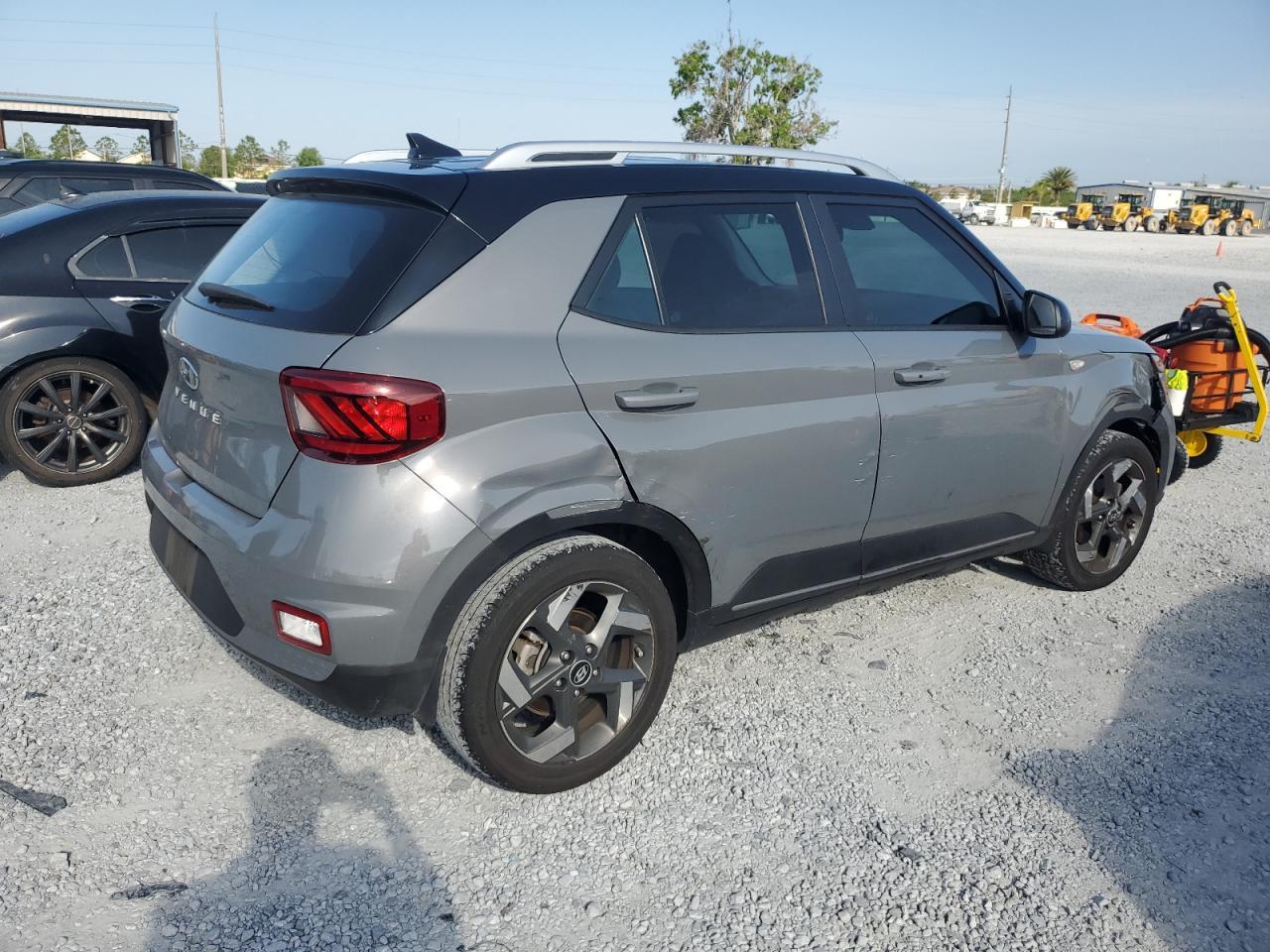 2022 HYUNDAI VENUE SEL - Фото 3
