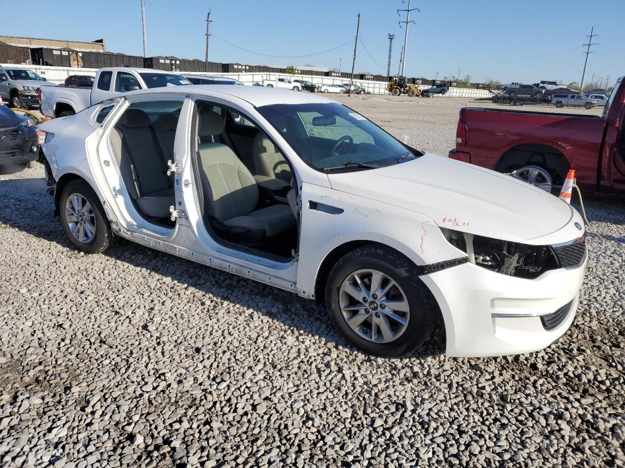 2016 KIA OPTIMA LX - Image 4