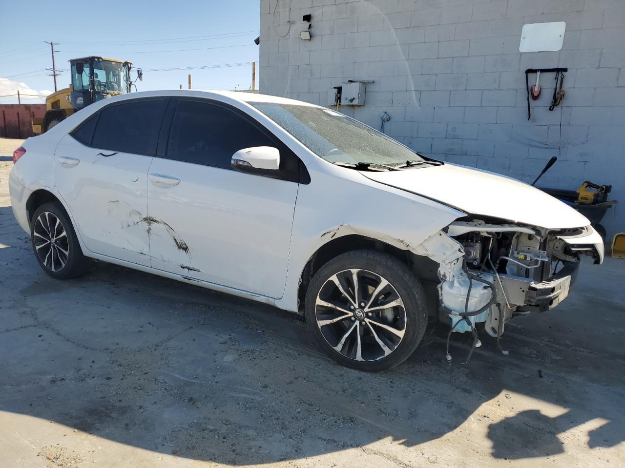 2018 TOYOTA COROLLA L - Image 4