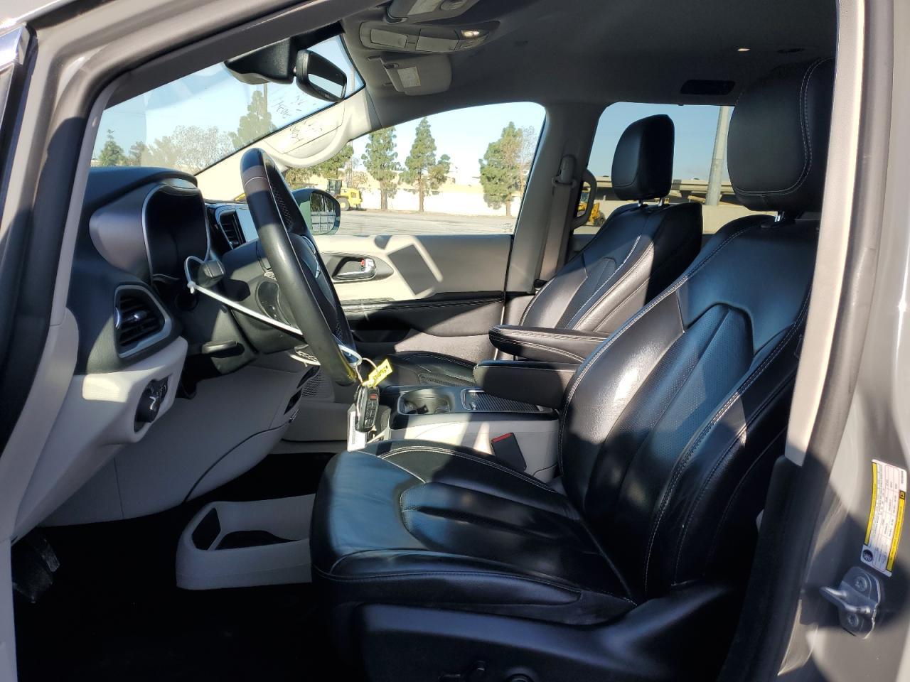2022 CHRYSLER PACIFICA T - Image 7